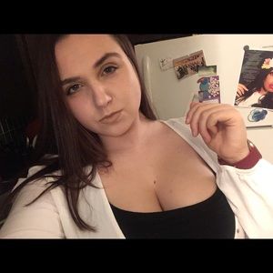 Meet your Posher, Allison